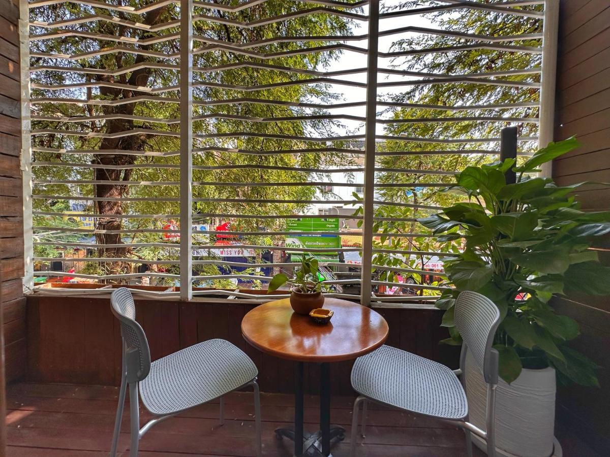 Monsoon Riverside Hotel Phnom Penh Dış mekan fotoğraf