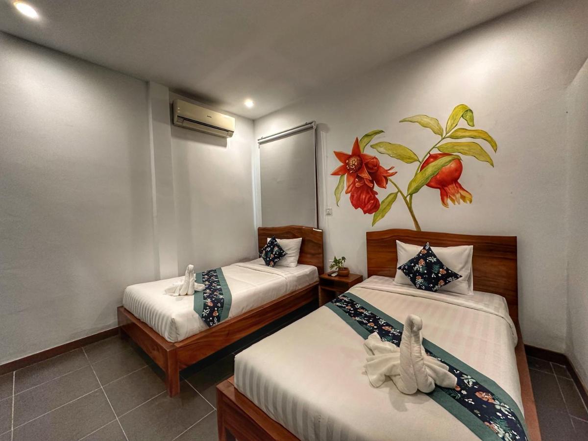 Monsoon Riverside Hotel Phnom Penh Dış mekan fotoğraf